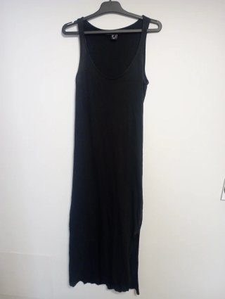Vestido negro largo talla XS con raja en lateral