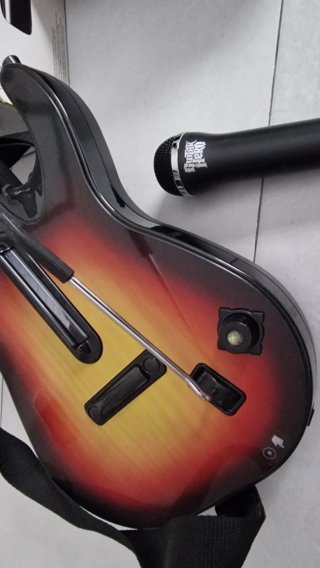 Pack Xbox 360 250 Gb+Guitar Hero+Kinect+14 juegos