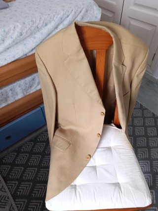 Chaqueta de caballero beige entretiempo