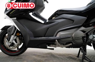 KYMCO AK 550