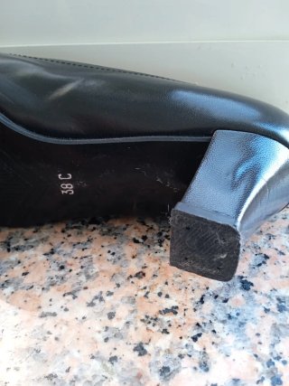 Zapatos tacón Carmen Lopez negros 38 NUEVOS