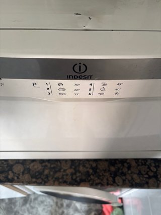 Lavavajillas compacto Indesit AAA