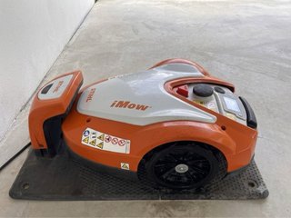 Robot cortacésped Sthill 632P 5000m2 EN GARANTÍA