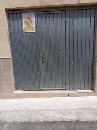 Puerta de garaje metálica Medidas 226 x 215