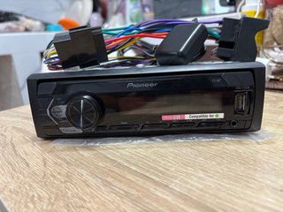 Radio Pioneer MVH-S120UB Negro