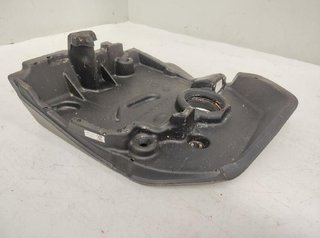 Mercedes-benz 311162 tapa a2820101000 clase a a180