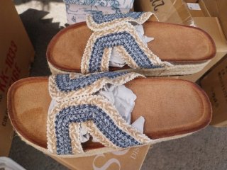 Sandalias plataforma tejidas beige y azul. NUEVAS