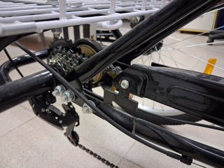 Triciclo adulto con cesta