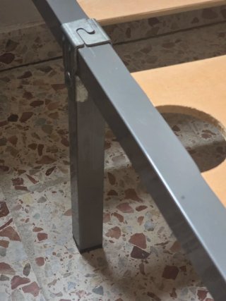 Cama como nueva con patas dos en uno de 1.90 x 1.5