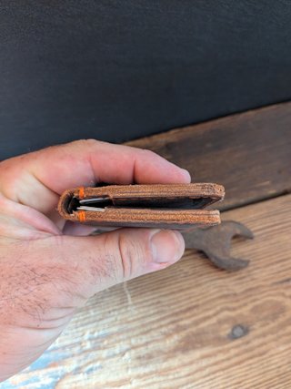 Cartera de piel artesanal