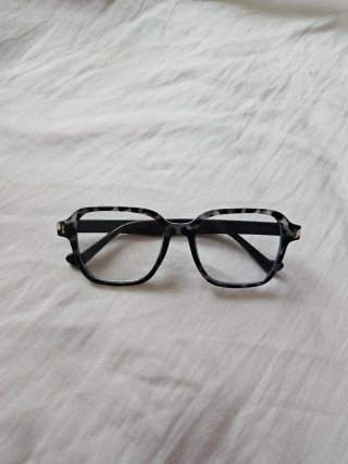 Gafas filtro azul estampado carey gris