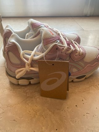 Scarpe Asics Rosa e Bianche