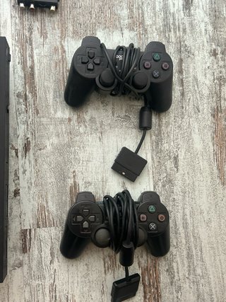 Playstation 2 + 2 mandos + Memory card