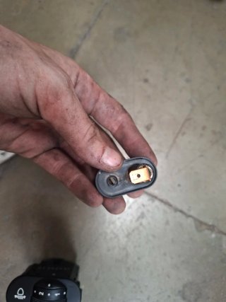 Interruptor puerta luz cortesía Ford Fiesta  MK4