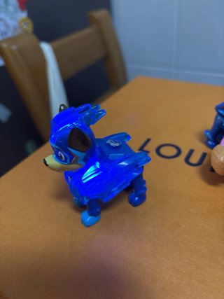 Figurinha Super Cão com Luz