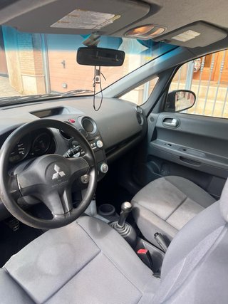 Mitsubishi Colt (2005)
