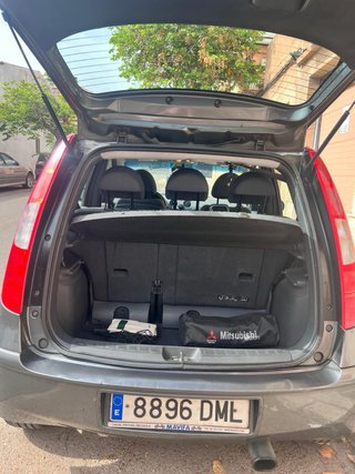 Mitsubishi Colt (2005)