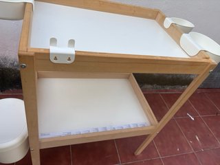 Cambiador bebé madera con accesorios Ikea