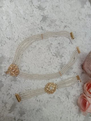 Conjunto fallera perlas de Mallorca a estrenar