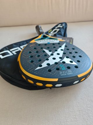 Pala de pádel Drop Shot Jon Sanz PRECINTADA