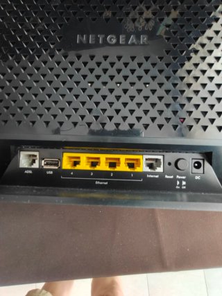 Router Netgear 6200