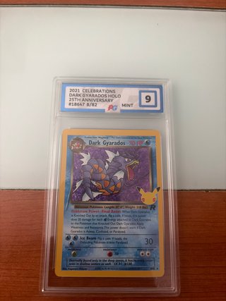 Vendo carta Pokémon gradeada en PG 9.