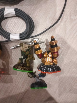 Figuras Skylanders com Portal