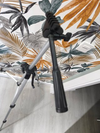 Trípode de aluminio ligero (Falta zapata superior)