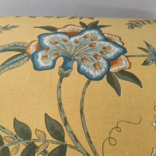 Reposapiés antiguo estilo victoriano