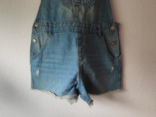 Peto Vaquero Corto Desgastado
