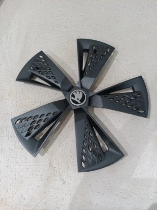 Tapacubos Skoda