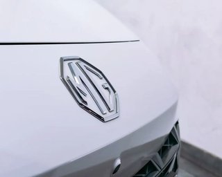 MG MG3 1.5 Hybrid+ Luxury 194CV
