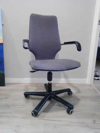 Silla de oficina/estudio con ruedas