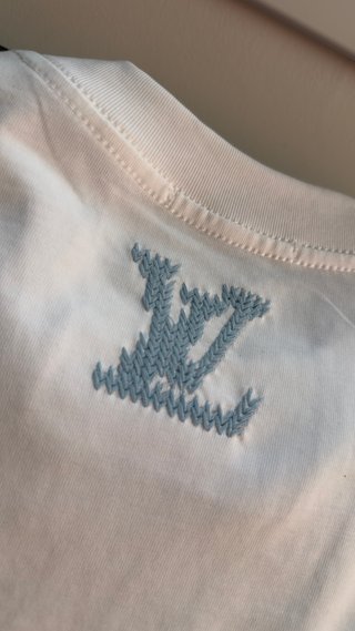 Camiseta Louis Vuitton Blanca