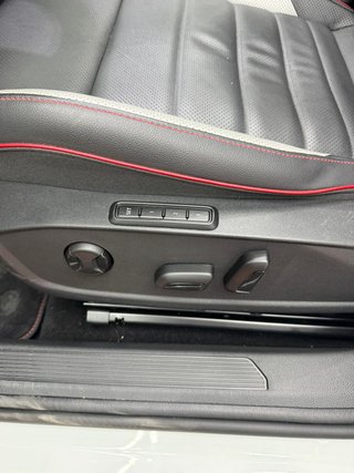 Volkswagen Golf GTI 2023 TECHO / ASIENTOS ELECTRIC