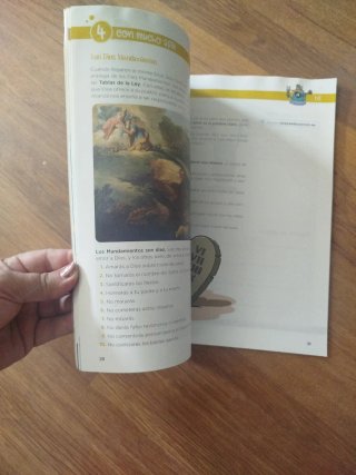 Libro de religión católica 3° de primaria