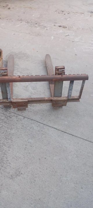 Pinzas porta palé para miniexcavadora y tractor