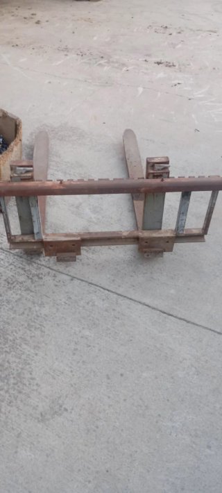 Pinzas porta palé para miniexcavadora y tractor