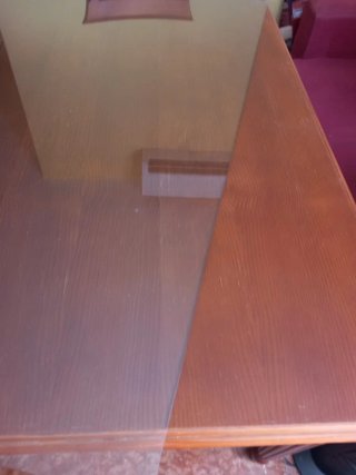 Tavolo da pranzo in legno e vetro