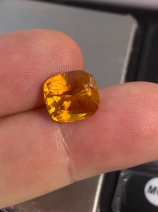 Zafiro Natural Ceylon 6.20ct EGL
