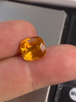 Zafiro Natural Ceylon 6.20ct EGL