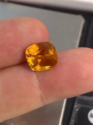 Zafiro Natural Ceylon 6.20ct EGL