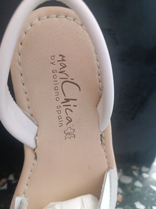 Abarcas MariChica Piel Blanca Talla 36,unisex.