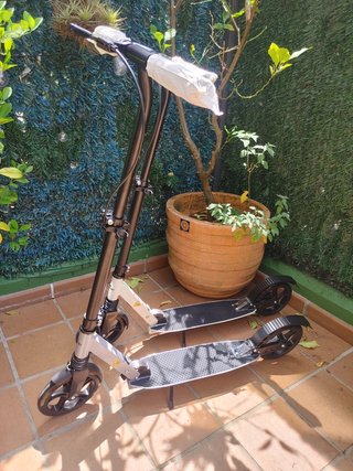 PATINETE PLEGABLE ( SOLO QUEDA UNO )