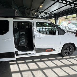 Citroën Berlingo XL BLUE HDI XL BLUEHDI 100 | ÚNICO PROPIETARIO | 54.000 KM | 102 CV | 7 PLAZAS | 2021