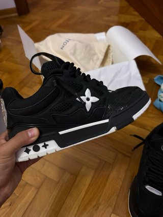 Louis Vuitton LV Skate Sneakers Nere