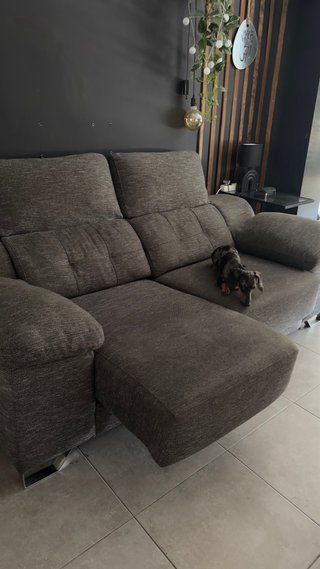 Sofá de 2 plazas gris y negro
