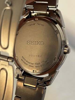 Reloj Seiko Titanio Zafiro 100M
