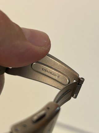 Reloj Seiko Titanio Zafiro 100M