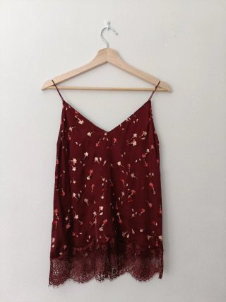Blusa Massimo Dutti floral encaje